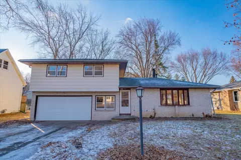 4397 Curry Ln, Windsor, WI 53598