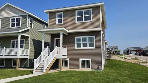 2730 W Main St, Sun Prairie, WI 53590