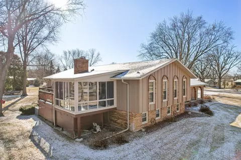 6628 S Oak Ln, Windsor, WI 53598