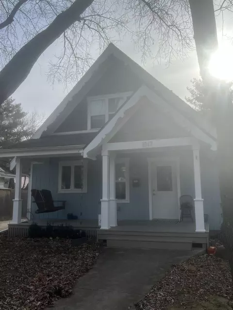 1017 Garden Ave, Stoughton, WI 53589