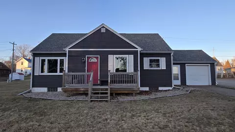 620 12th St, Fennimore, WI 53809