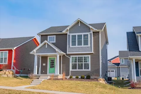 503 N Division St, Waunakee, WI 53597