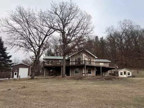 8349 Ida Ave, Sparta, WI 54656
