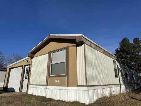 314 James St #140, Tomah, WI 54660