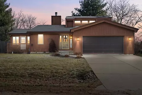 n7660 Rendell Drive, Elkhorn, WI 53121