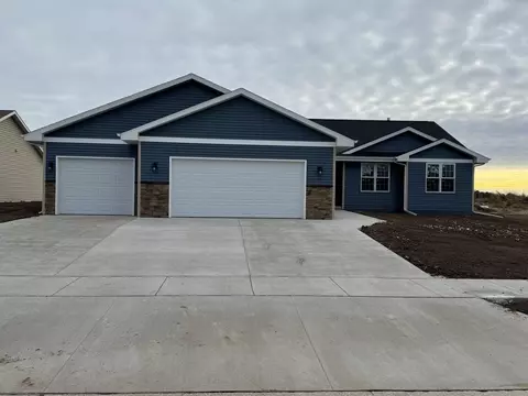 15 Acacia Ln, Milton, WI 53563