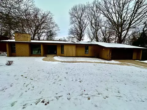 3022 Irvington Way, Madison, WI 53713