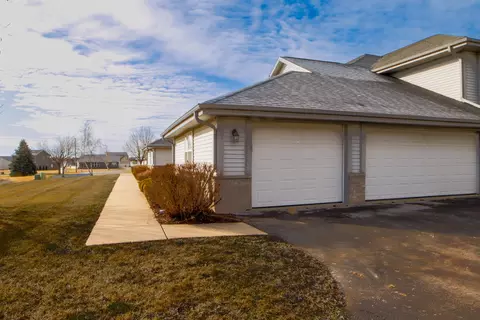 519 Betzer Rd #G, Delavan, WI 53115