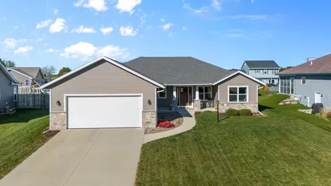 119 Marcie Dr, Brooklyn, WI 53521