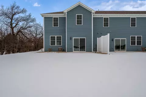 Exterior - 3156 S Bartells Dr #D, Beloit, WI 53511 photo 5 of 9