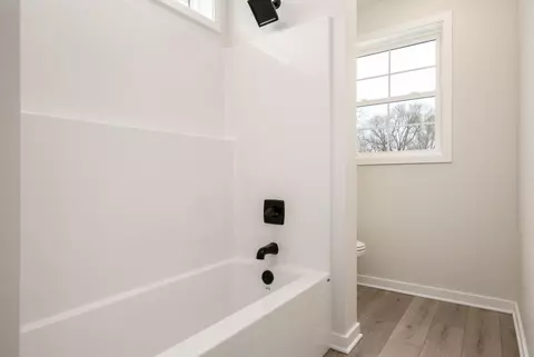 Bath - 3156 S Bartells Dr #D, Beloit, WI 53511 photo 4 of 4