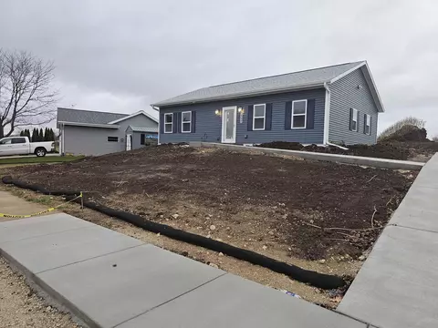 3440 Crabapple Ln, Janesville, WI 53548