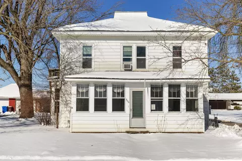306 W Chestnut St, Pardeeville, WI 53954