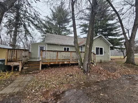 655 Grant St, Wonewoc, WI 53968