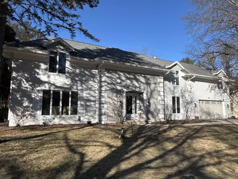 318 Ozark Trl, Madison, WI 53705