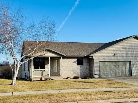 312 N 13th Ave, Monroe, WI 53566