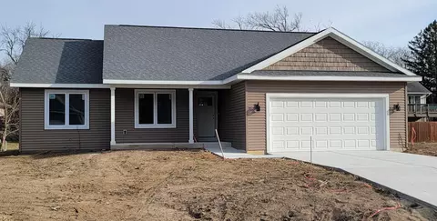 11512 N Indian Summer Dr, Edgerton, WI 53534