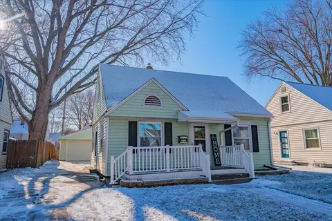 2721 Myrtle St, Madison, WI 53704
