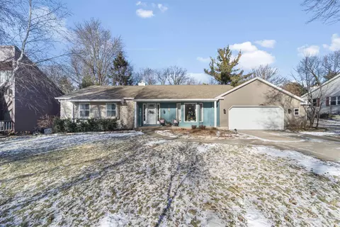 34 Millstone Rd, Madison, WI 53717