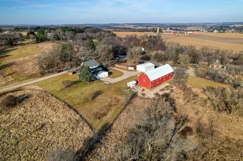 2528 Spring Rose Rd, Verona, WI 53593