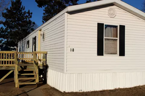 2701 E Main St #L18, Reedsburg, WI 53959