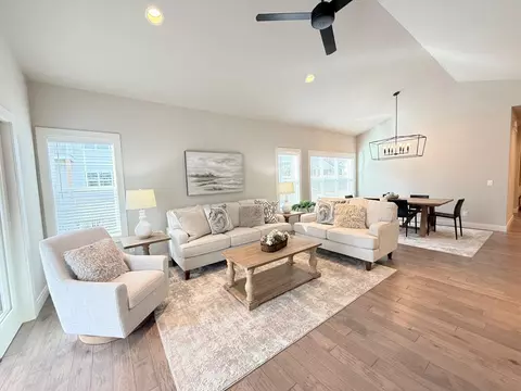 Unit 33 Bellflower Pointe Drive, Deforest, WI 53532