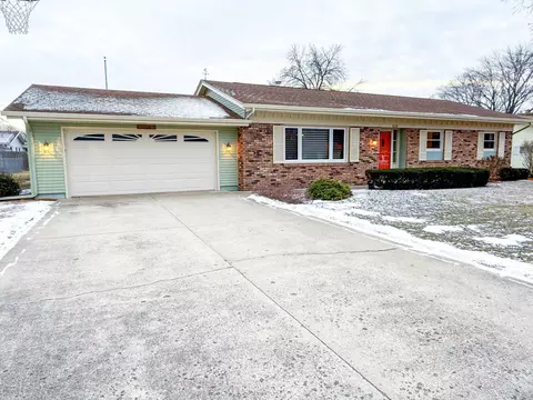 634 E Holly Rd, Beloit, WI 53511