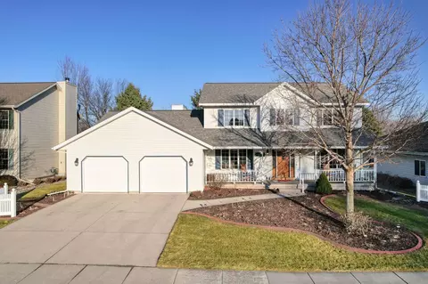 1016 Pasadena Pkwy, Waunakee, WI 53597