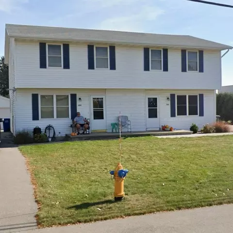 1265 Cold Spring Rd, Neenah, WI 54956