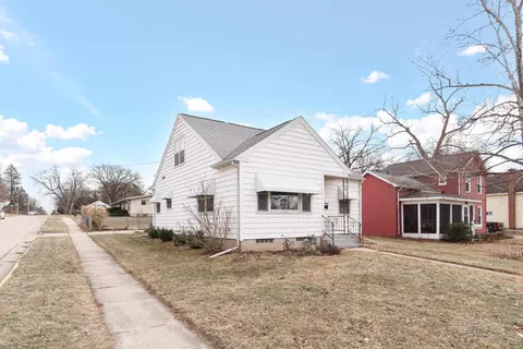 713 Blaine St, Edgerton, WI 53534