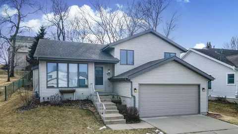 6141 Thornebury Dr, Madison, WI 53719