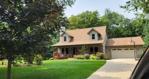421 Meander Wood Rd, Oregon, WI 53575