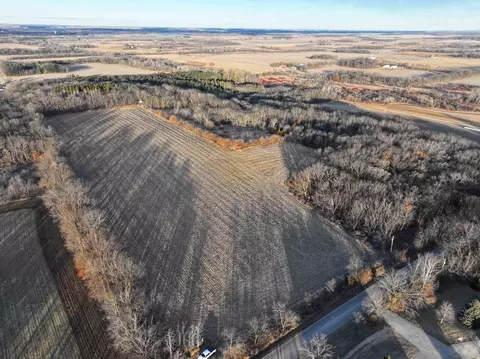 35 Ml Acres South Nelson Rd, Spring Valley, WI 53576