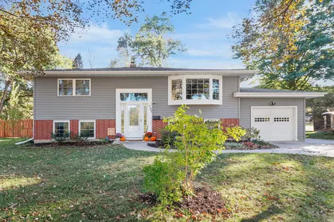 127 E Wilson St, Stoughton, WI 53589