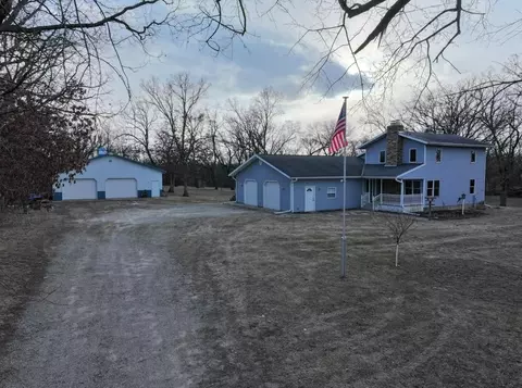 w7915 Territorial Road, Delavan, WI 53115