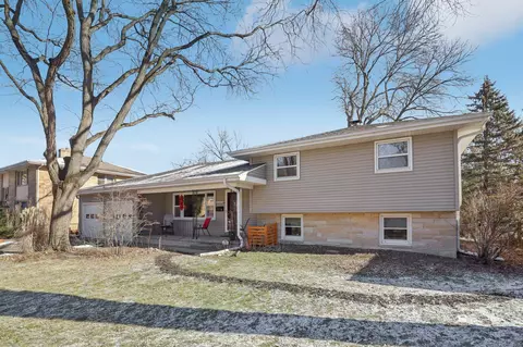 2305 Brentwood Pkwy, Madison, WI 53704