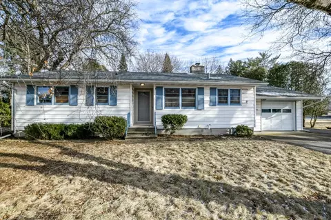 409 N Main St, Deforest, WI 53532
