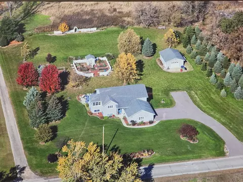 536 S Mill St, Markesan, WI 53946