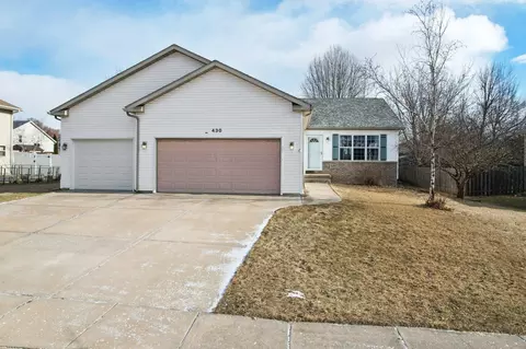 430 Kleine St, Deerfield, WI 53531