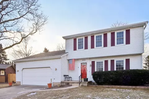 2646 S Norfolk Cir, Fitchburg, WI 53719