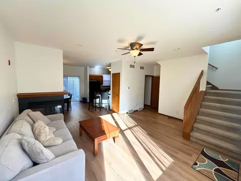 33 S Gardens Way, Fitchburg, WI 53711