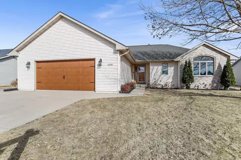 2318 Purple Aster Ln, Janesville, WI 53546