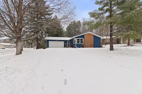 25 Yorktown Cir, Madison, WI 53711