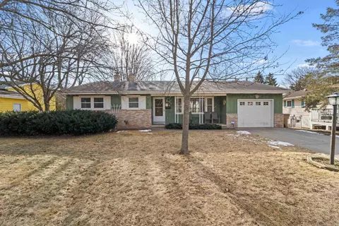 6217 Birch Hill Dr, Madison, WI 53711