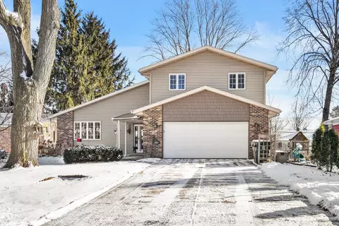 637 Chatham Ter, Madison, WI 53711