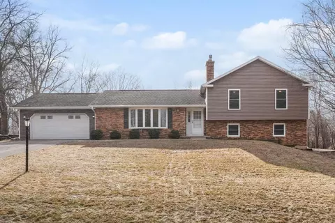 2147 Liberty Dr, Cottage Grove, WI 53527