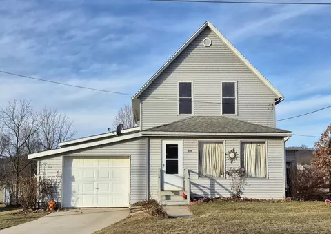 319 N Mckinley Ave, Viola, WI 54664