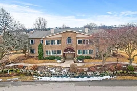 99 Golf Pkwy #A, Madison, WI 53704