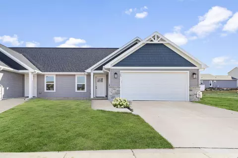 349 Lilac Ln, Stoughton, WI 53589