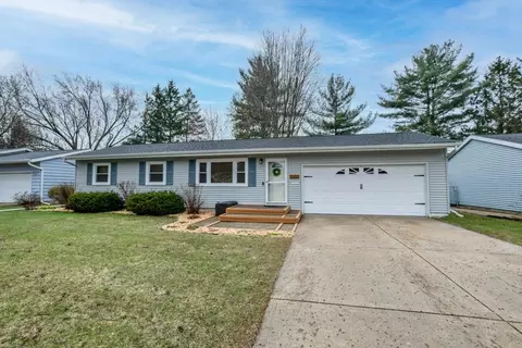2202 Jonquil Rd, Madison, WI 53711